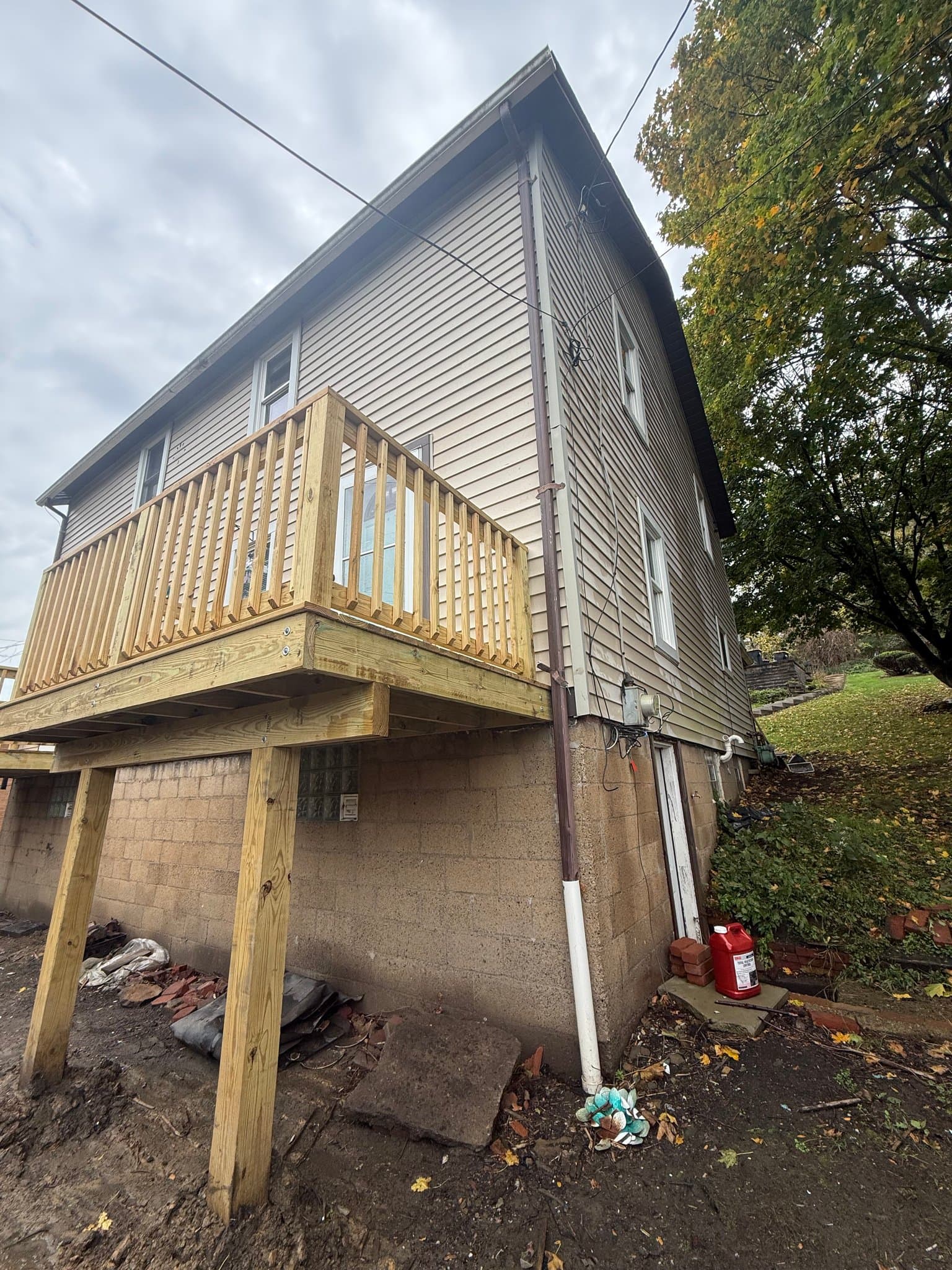 Mc Kees Rocks Multiplex: 132 K Row