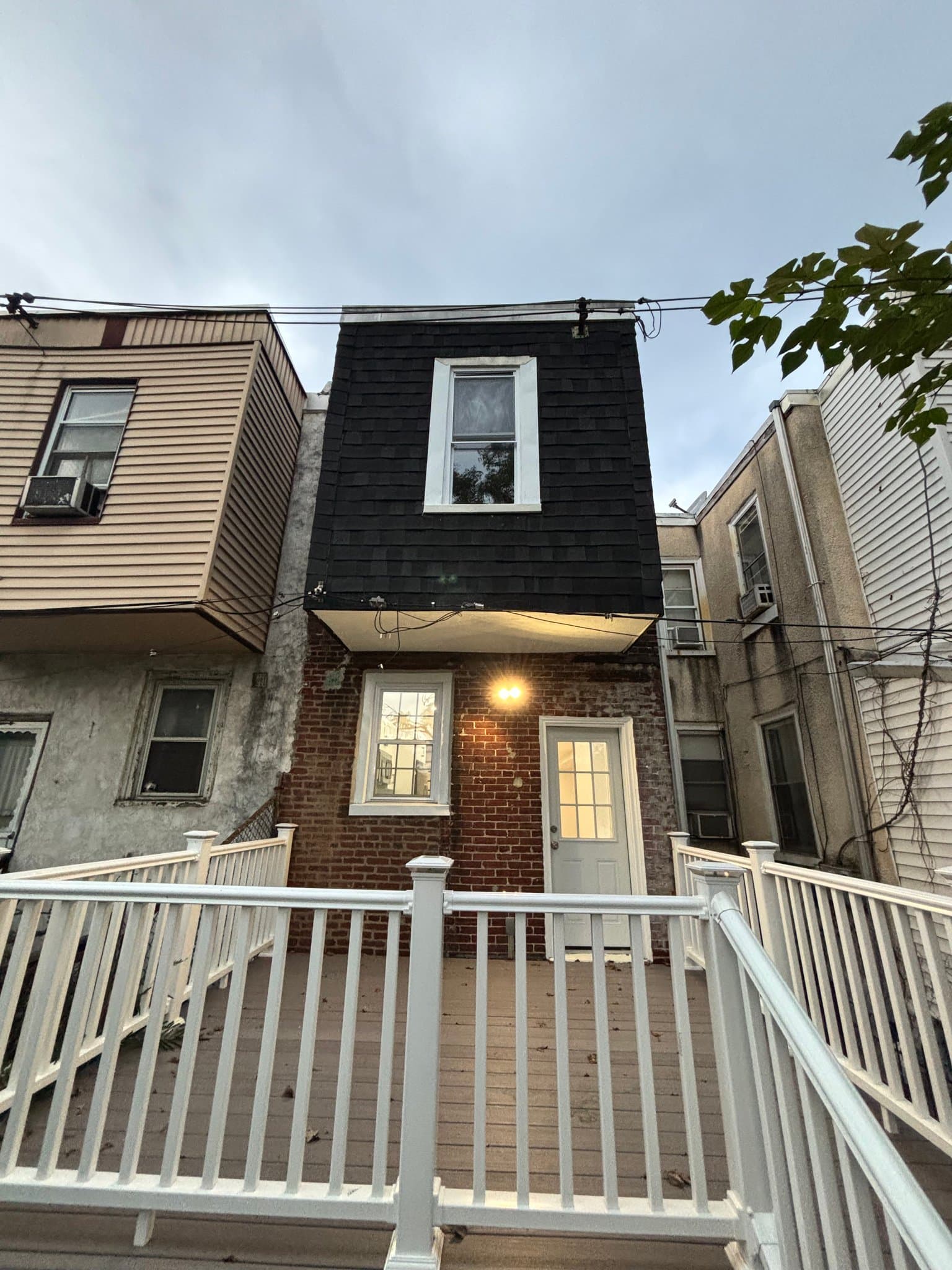 Philadelphia Townhome: 5520 Greenway Ave
