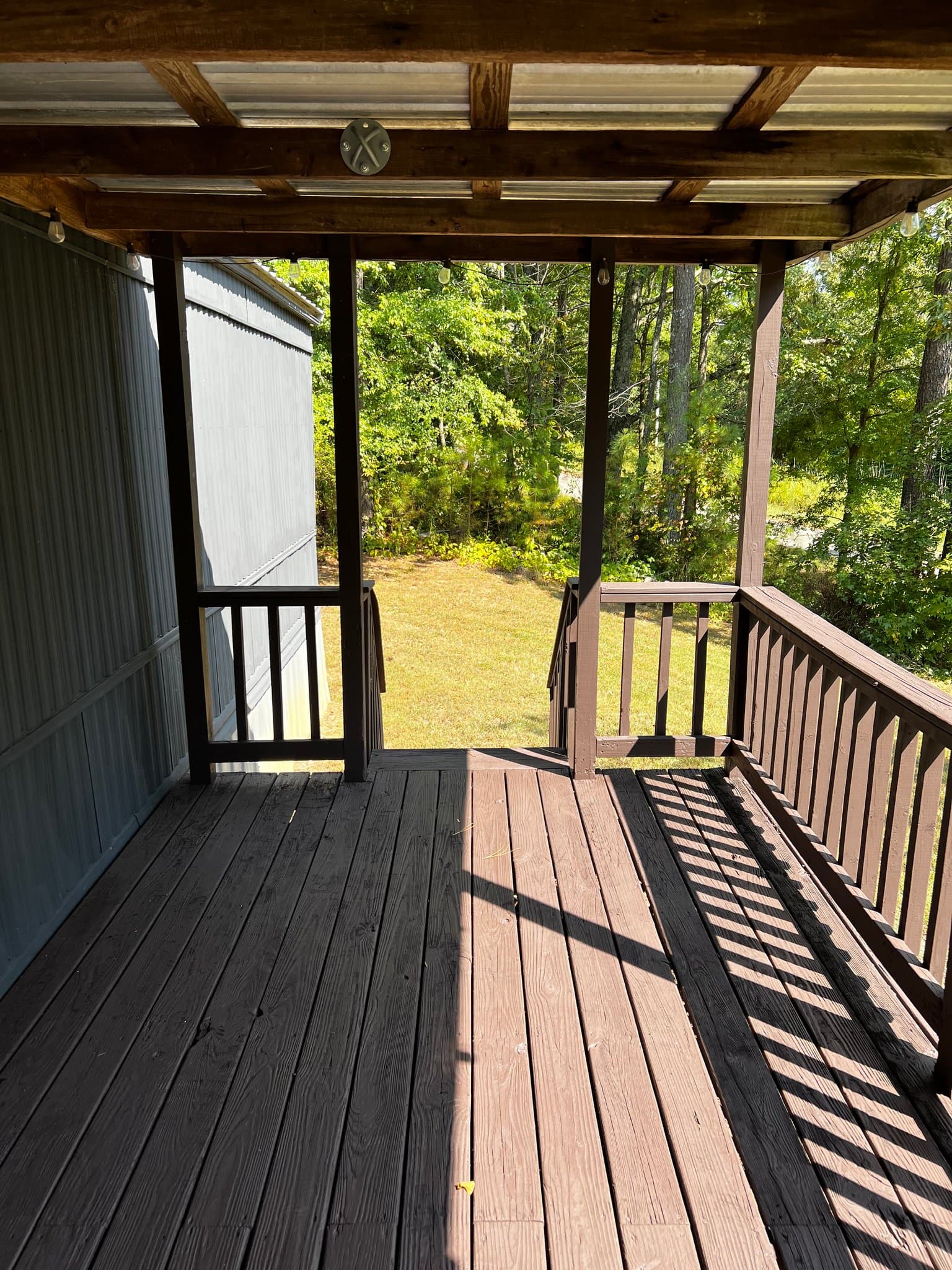 Westport House: 3274 Westport Rd