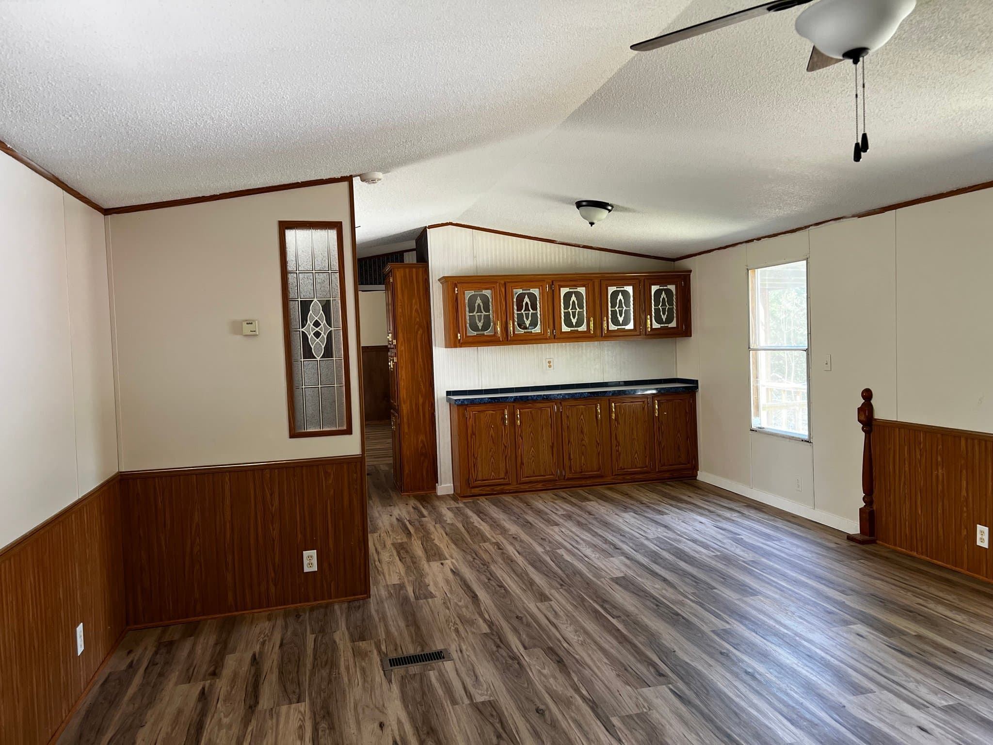 Westport House: 3274 Westport Rd