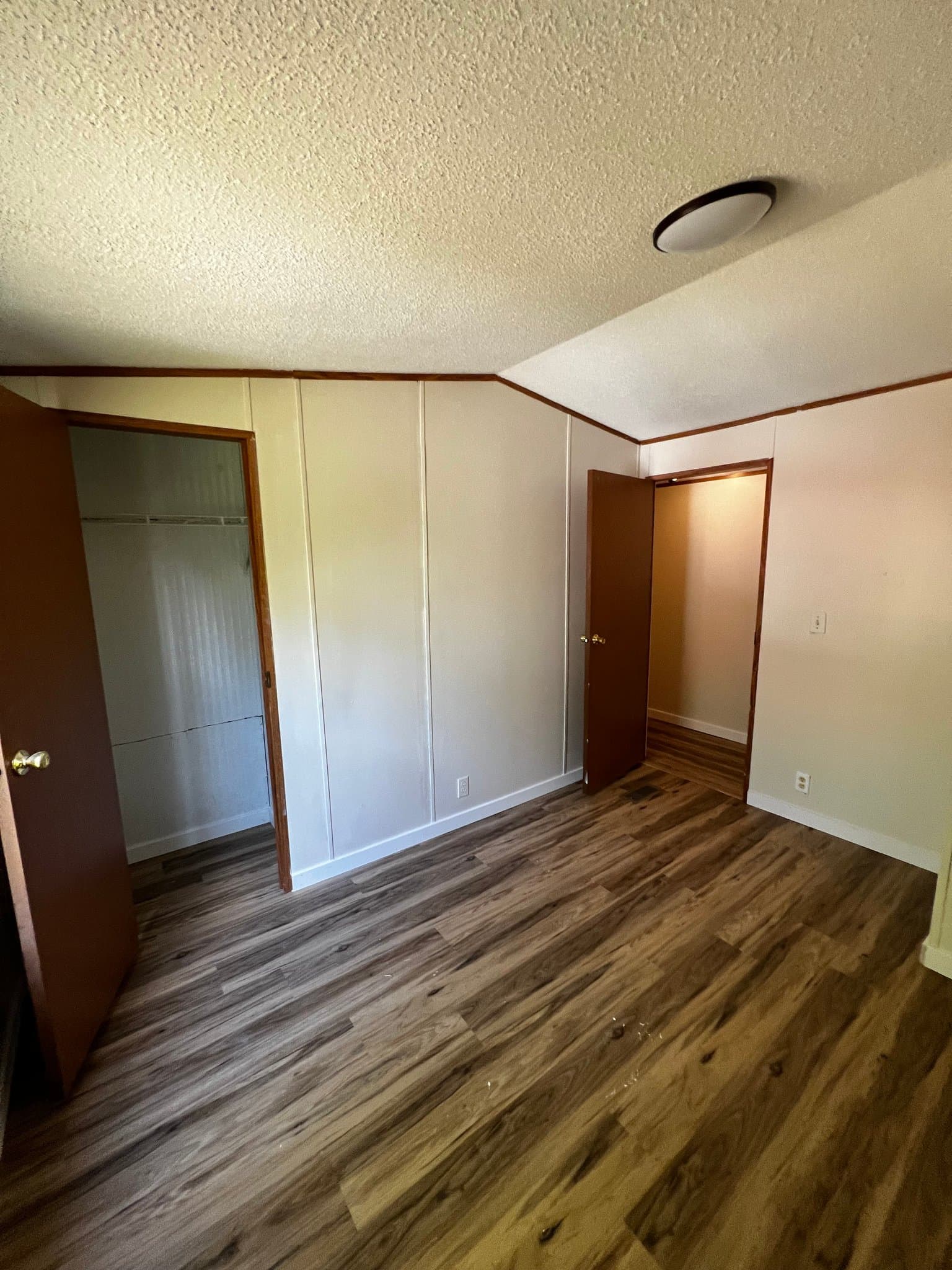 Westport House: 3274 Westport Rd