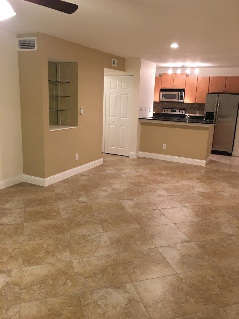 Delray Beach Condo: 1865 Palm Cove Blvd
