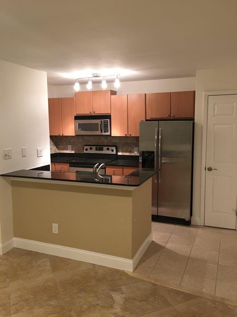 Delray Beach Condo: 1865 Palm Cove Blvd
