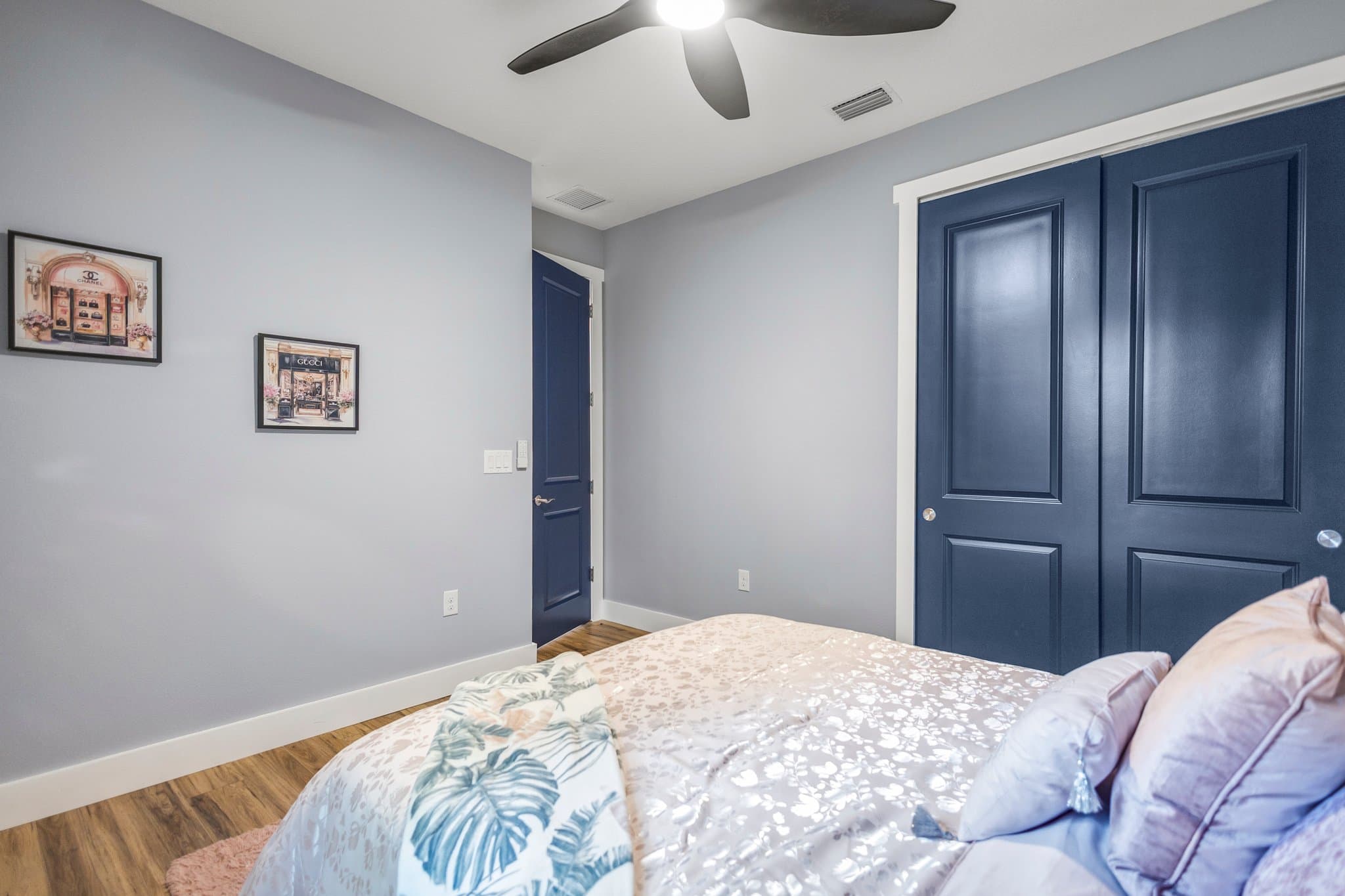Spring Hill House: 14227 Spring Hill Dr