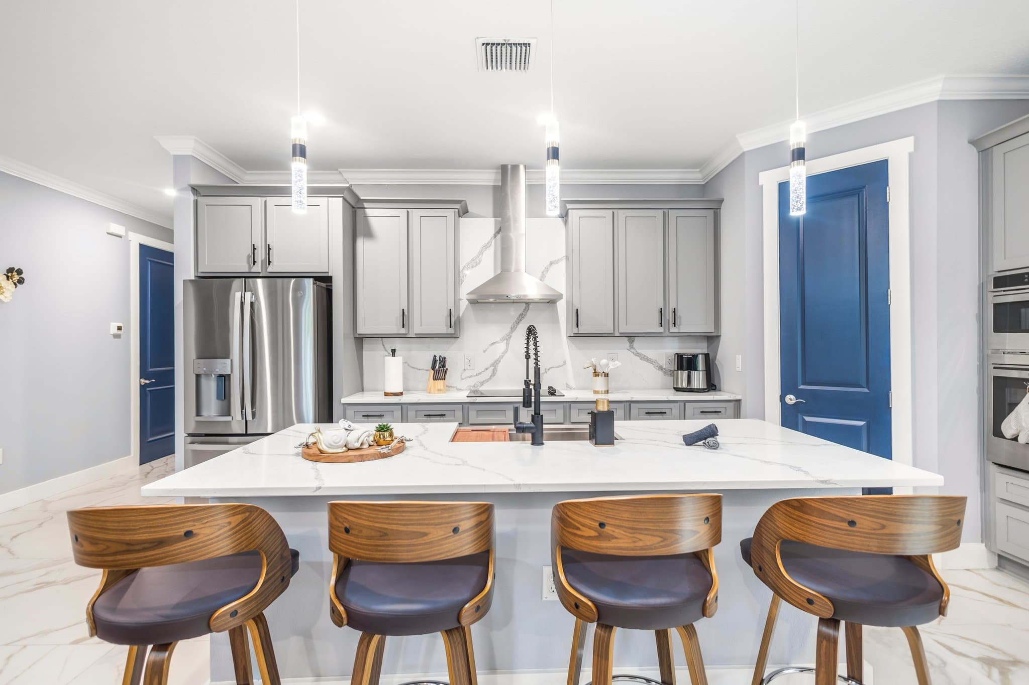 Spring Hill House: 14227 Spring Hill Dr