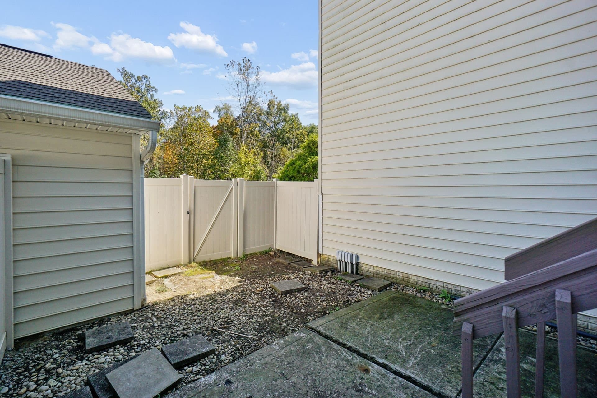 New Albany Townhome: 6060 Phar Lap Drive,