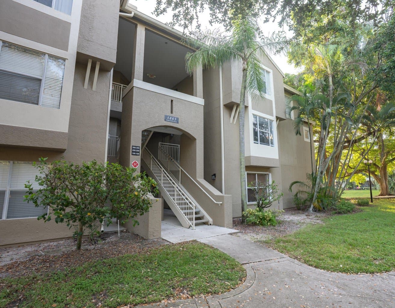 Delray Beach Condo: 1865 Palm Cove Blvd