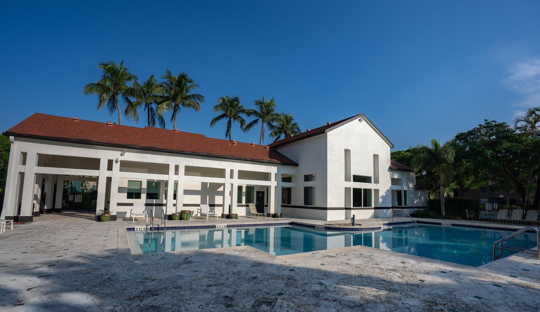 Delray Beach Condo: 1865 Palm Cove Blvd