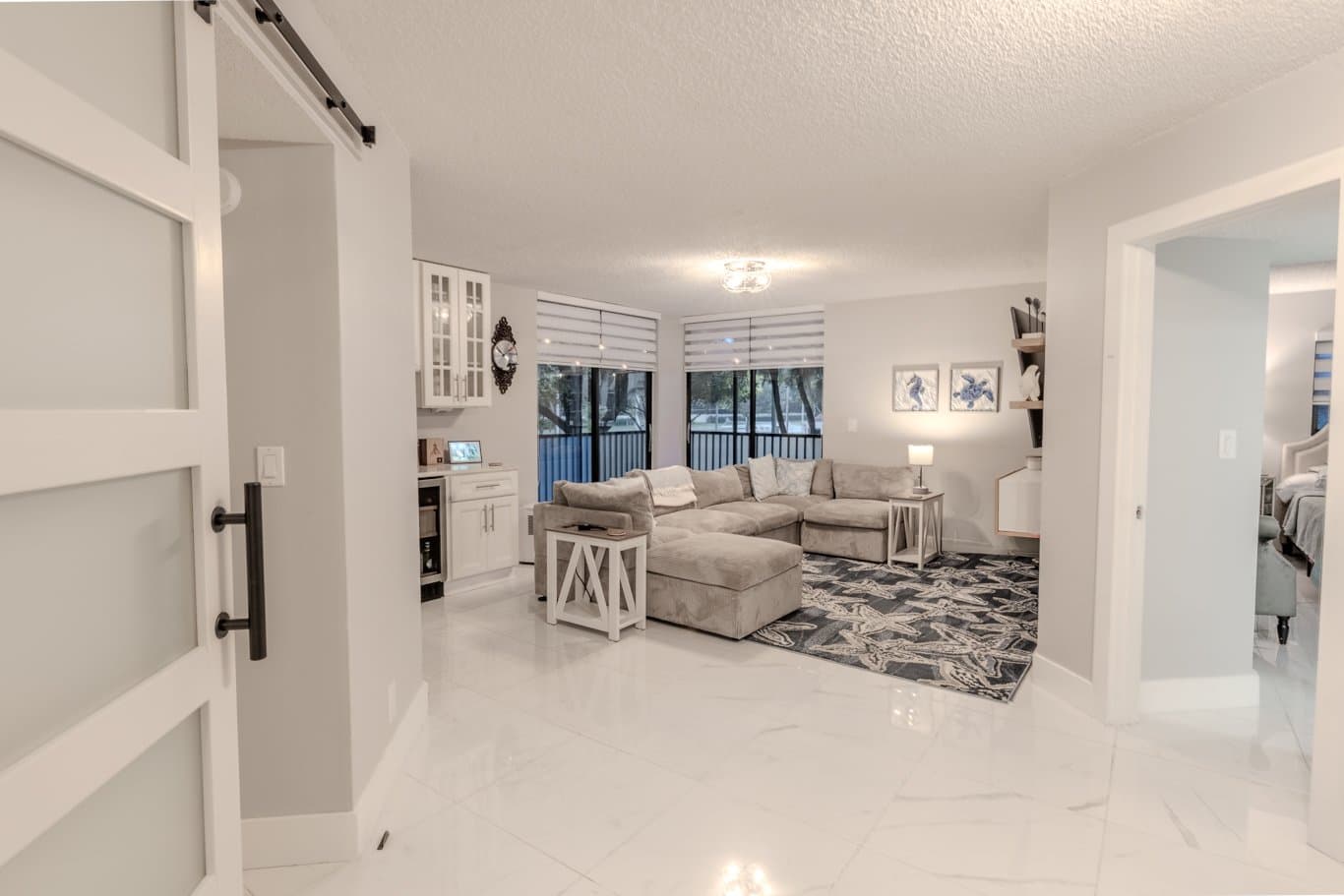 Plantation Condo: 10451 W Broward Blvd