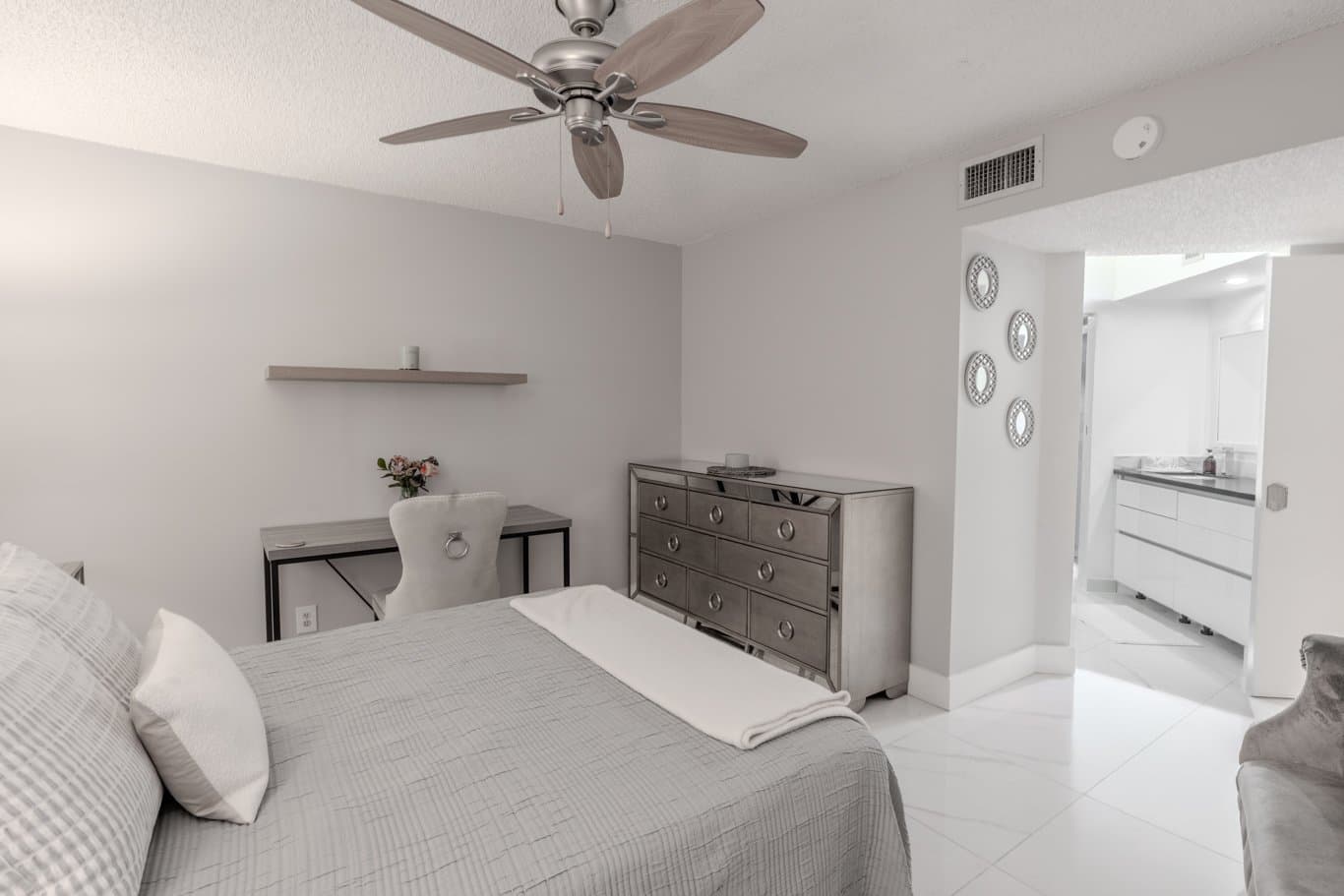 Plantation Condo: 10451 W Broward Blvd