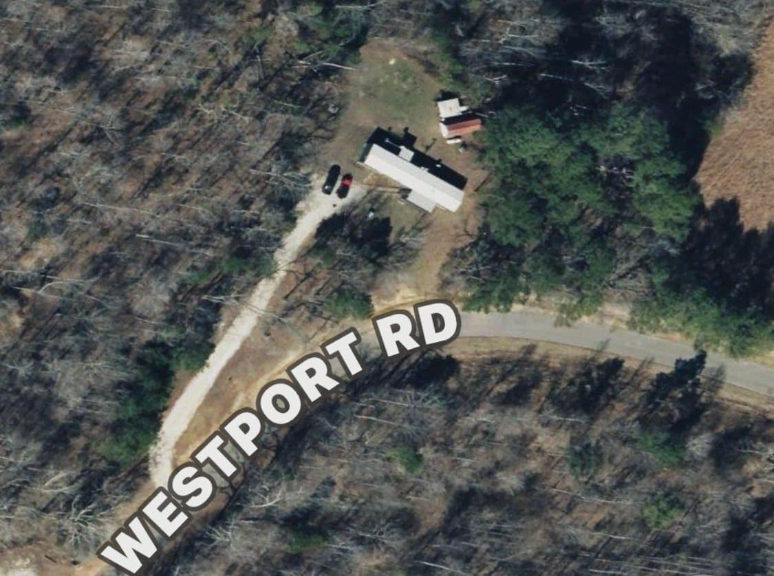 Westport House: 3274 Westport Rd
