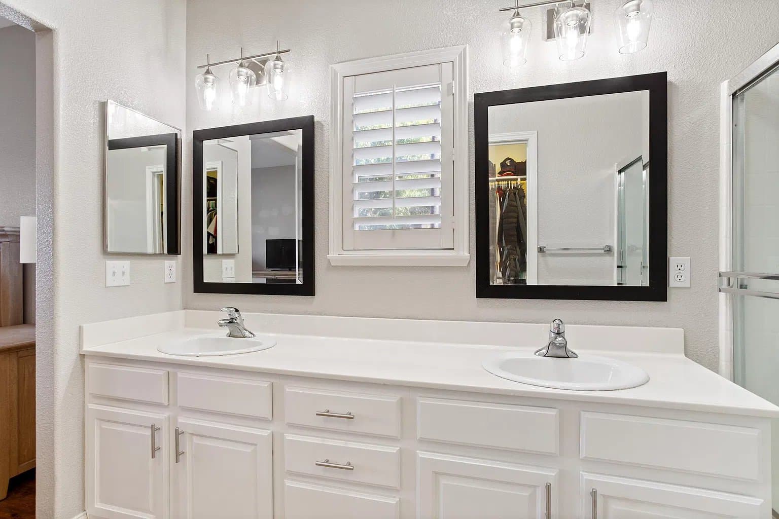 Hughson House: 6909 Prelude Ln