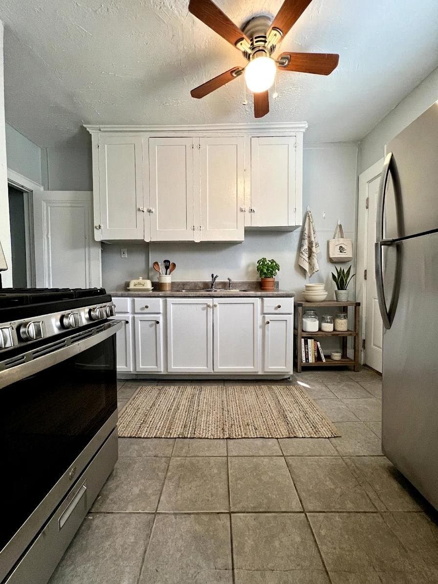 Pontiac Townhome: 173 W Rundell