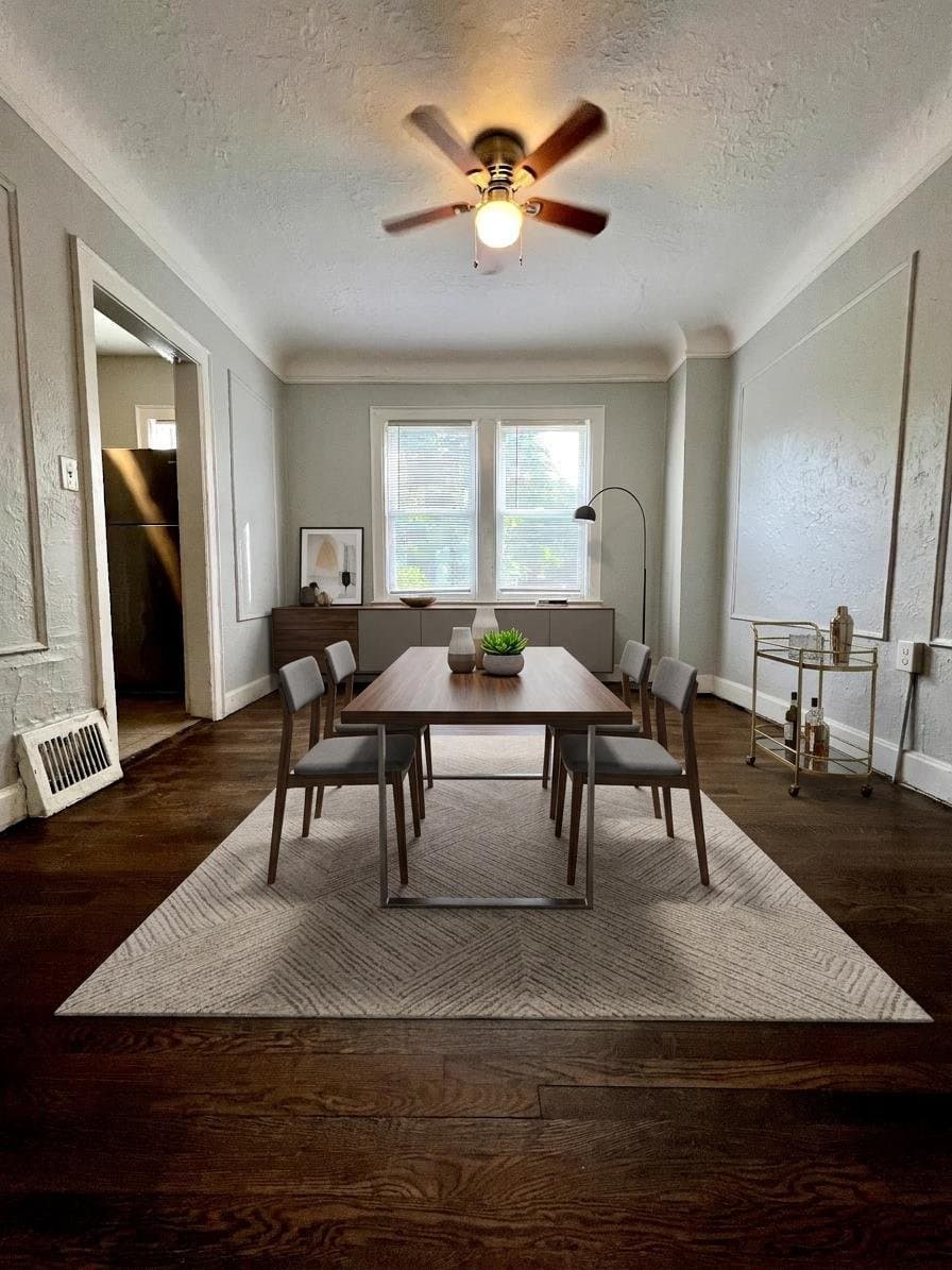 Pontiac Townhome: 173 W Rundell