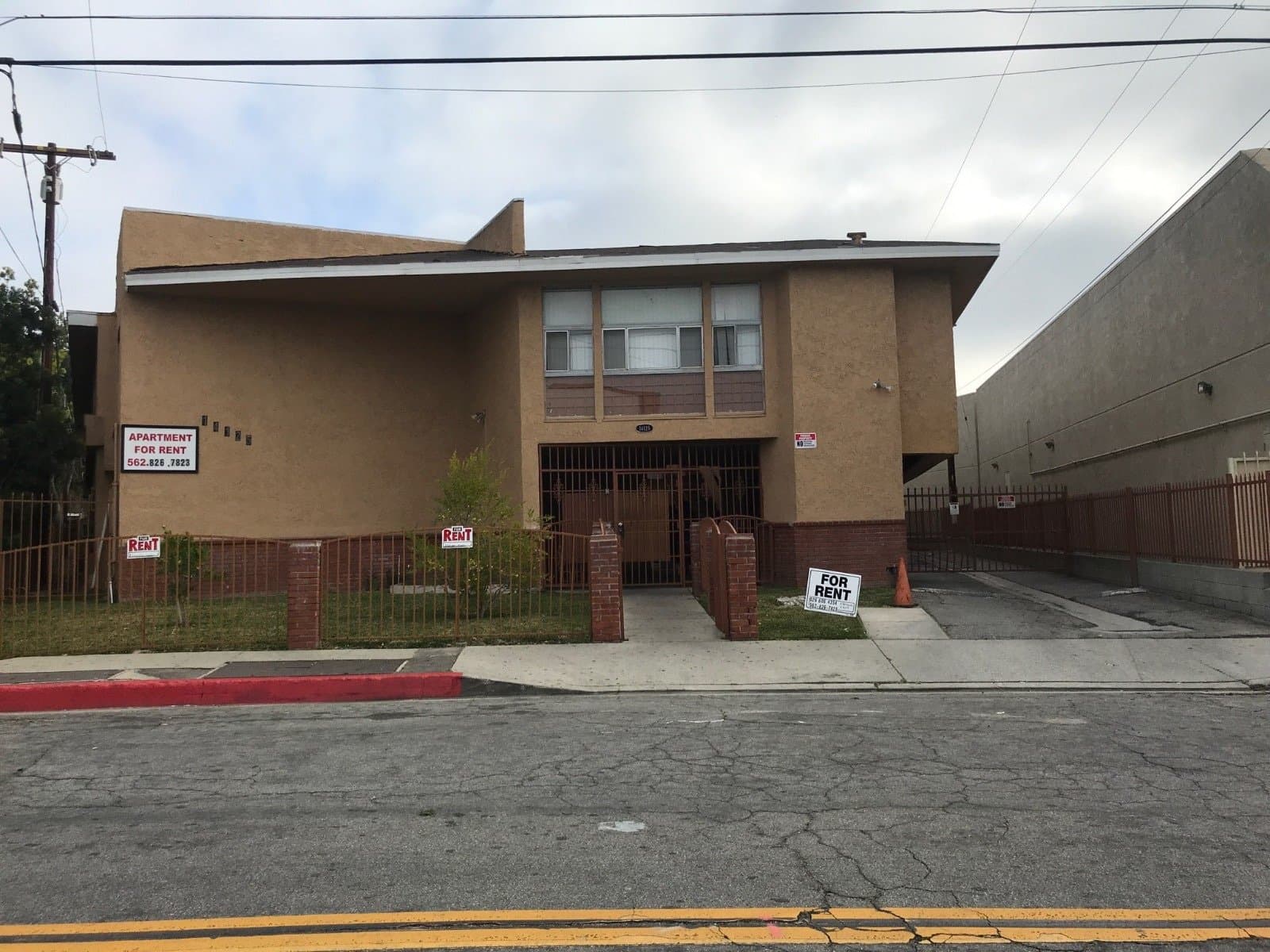 Whittier Multiplex: 14125 Coteau Dr