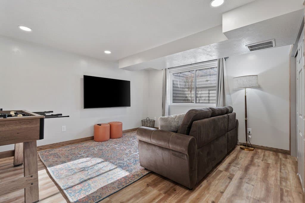 Cottonwood Heights House: 2987 E Bengal Blvd