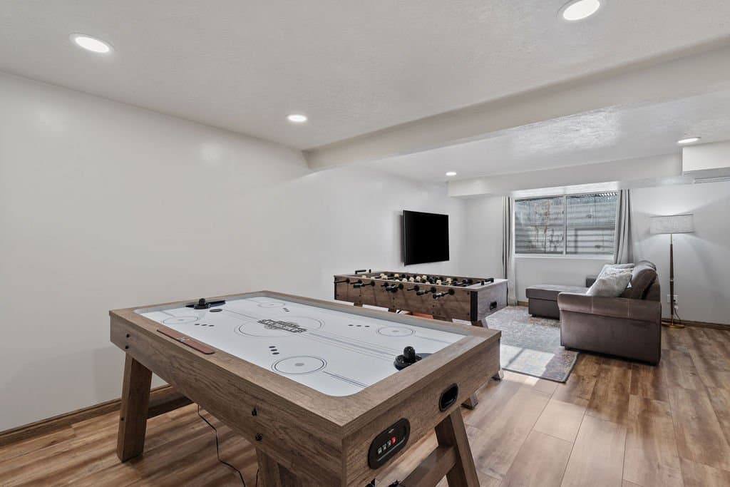 Cottonwood Heights House: 2987 E Bengal Blvd
