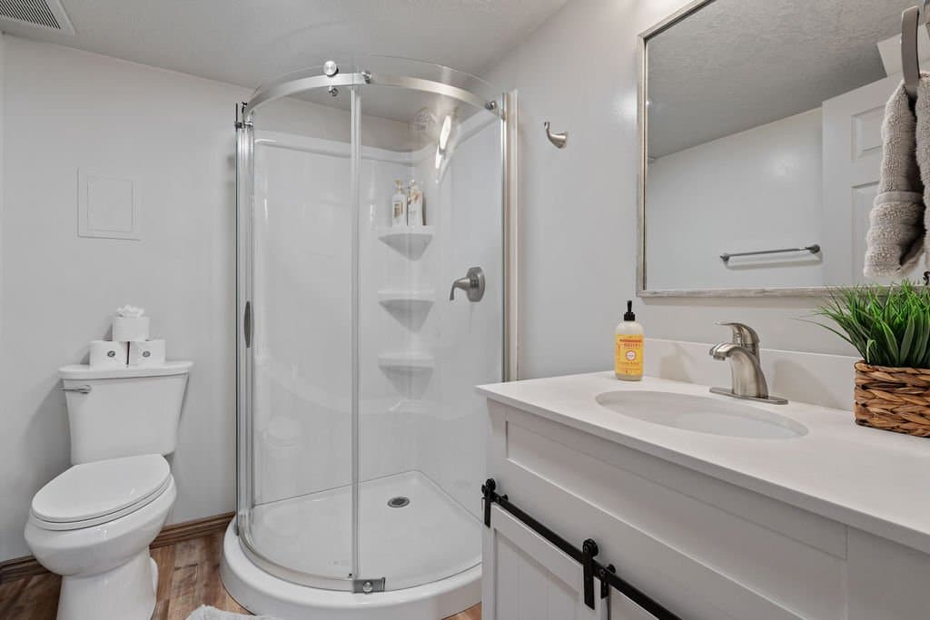 Cottonwood Heights House: 2987 E Bengal Blvd