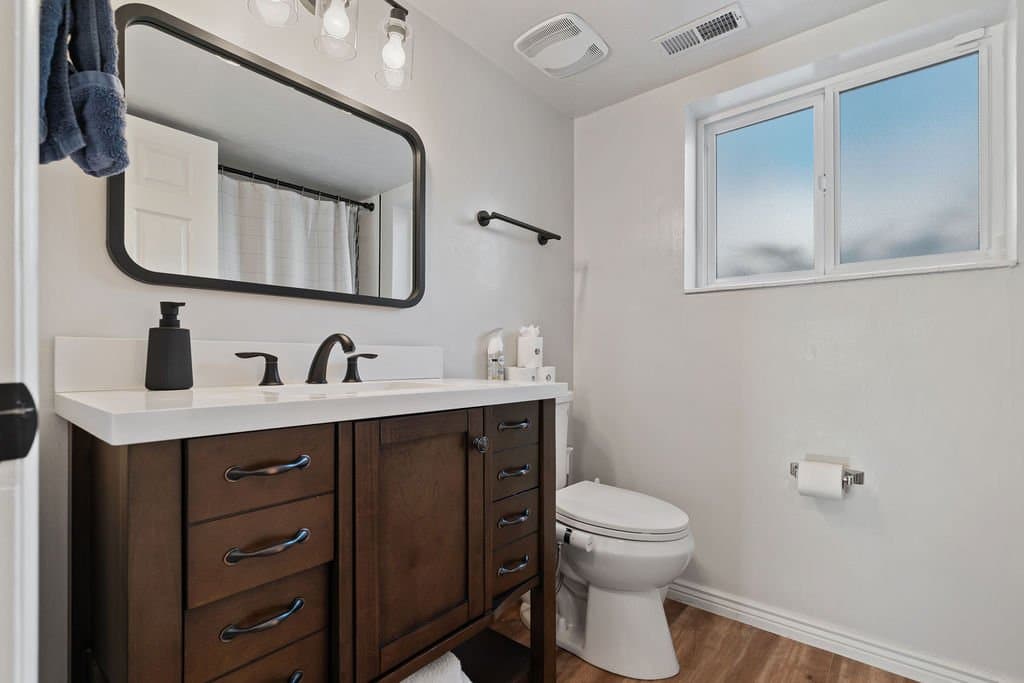 Cottonwood Heights House: 2987 E Bengal Blvd