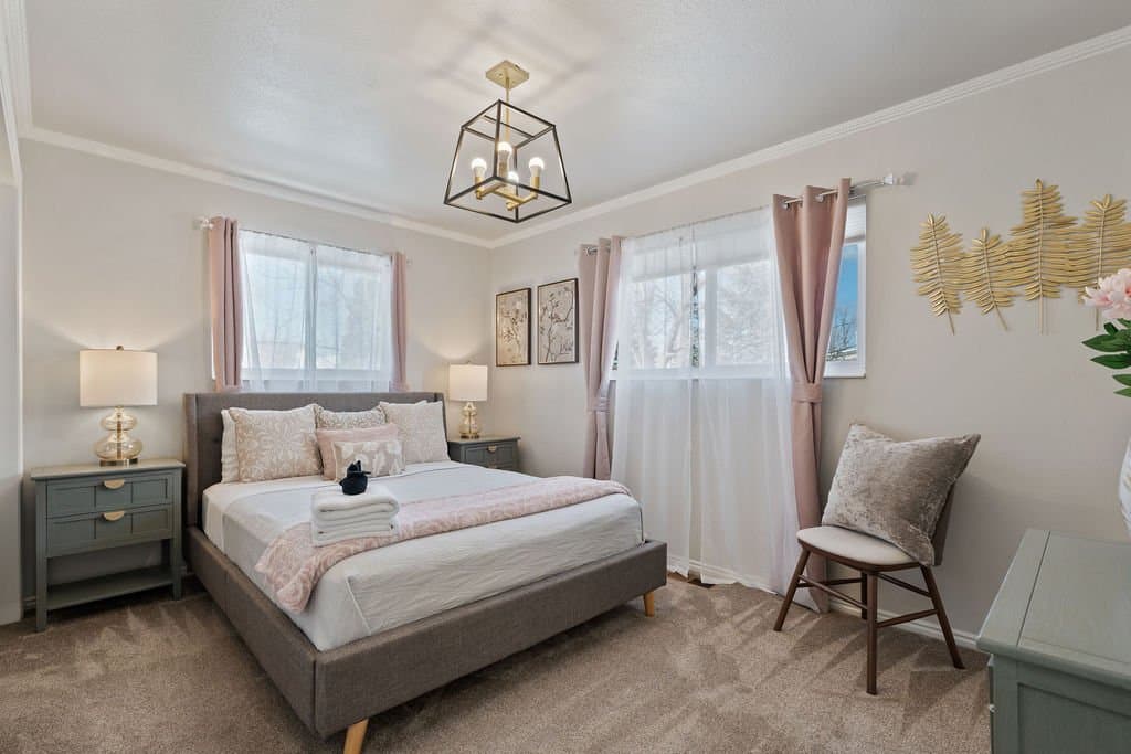 Cottonwood Heights House: 2987 E Bengal Blvd