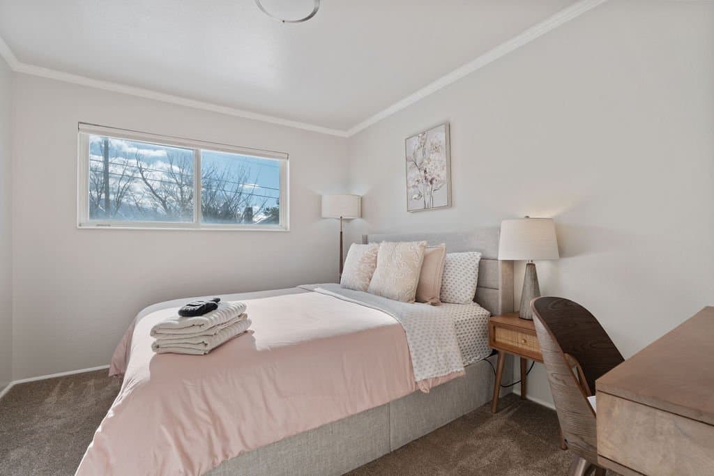 Cottonwood Heights House: 2987 E Bengal Blvd