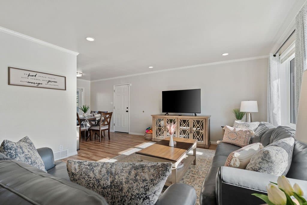 Cottonwood Heights House: 2987 E Bengal Blvd