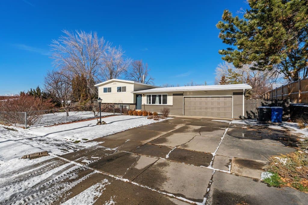 Cottonwood Heights House: 2987 E Bengal Blvd