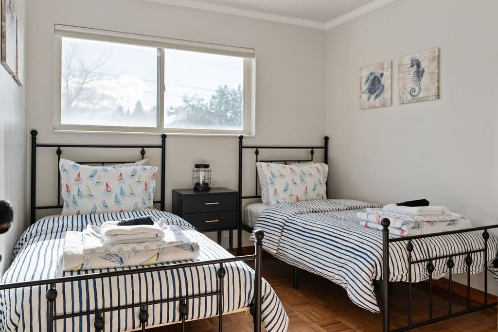 Cottonwood Heights House: 2987 E Bengal Blvd