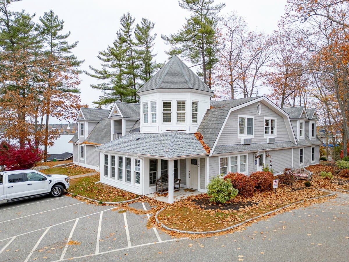Edgecomb Condo: 302 Eddy Rd