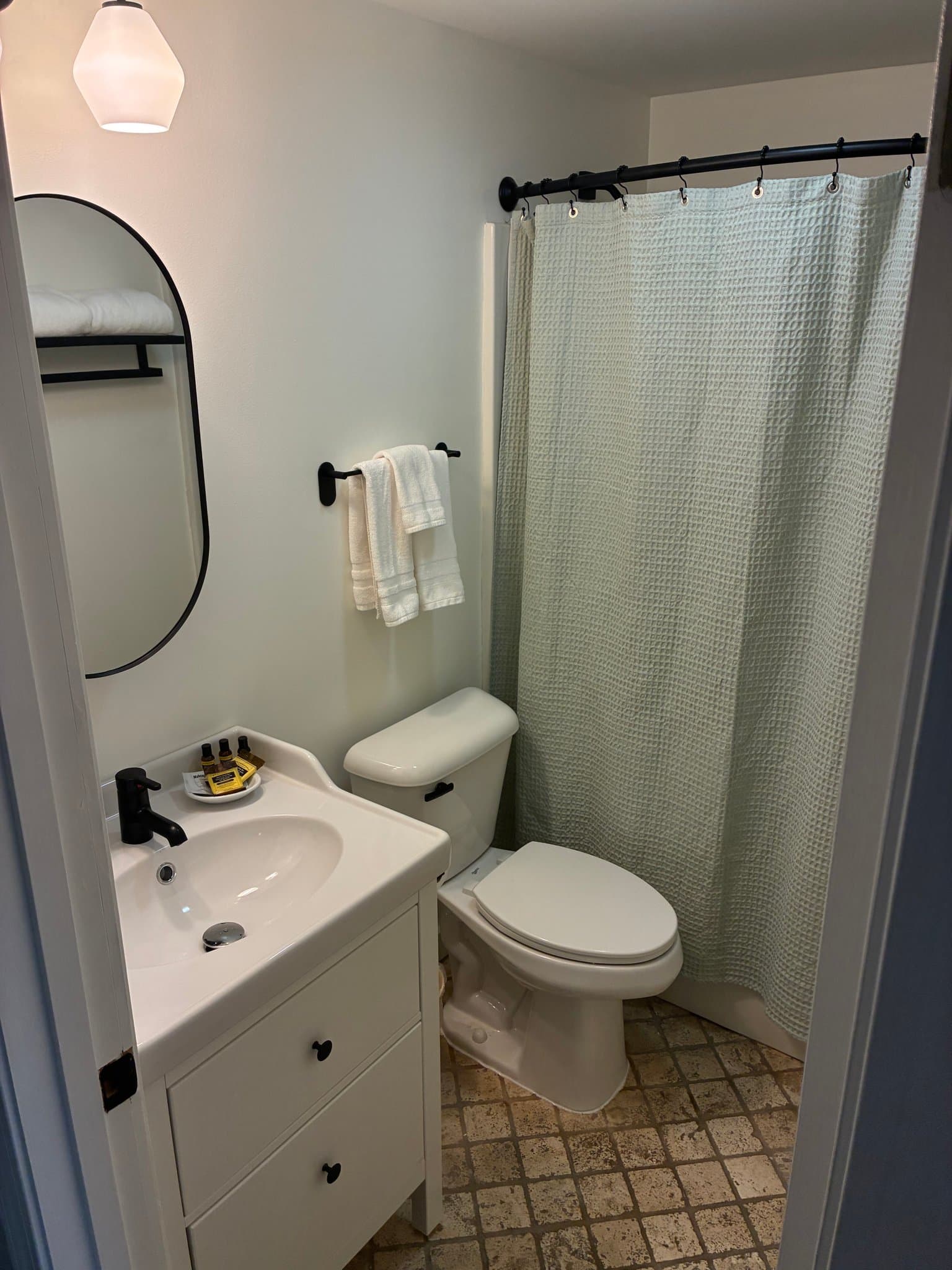 Edgecomb Condo: 302 Eddy Rd