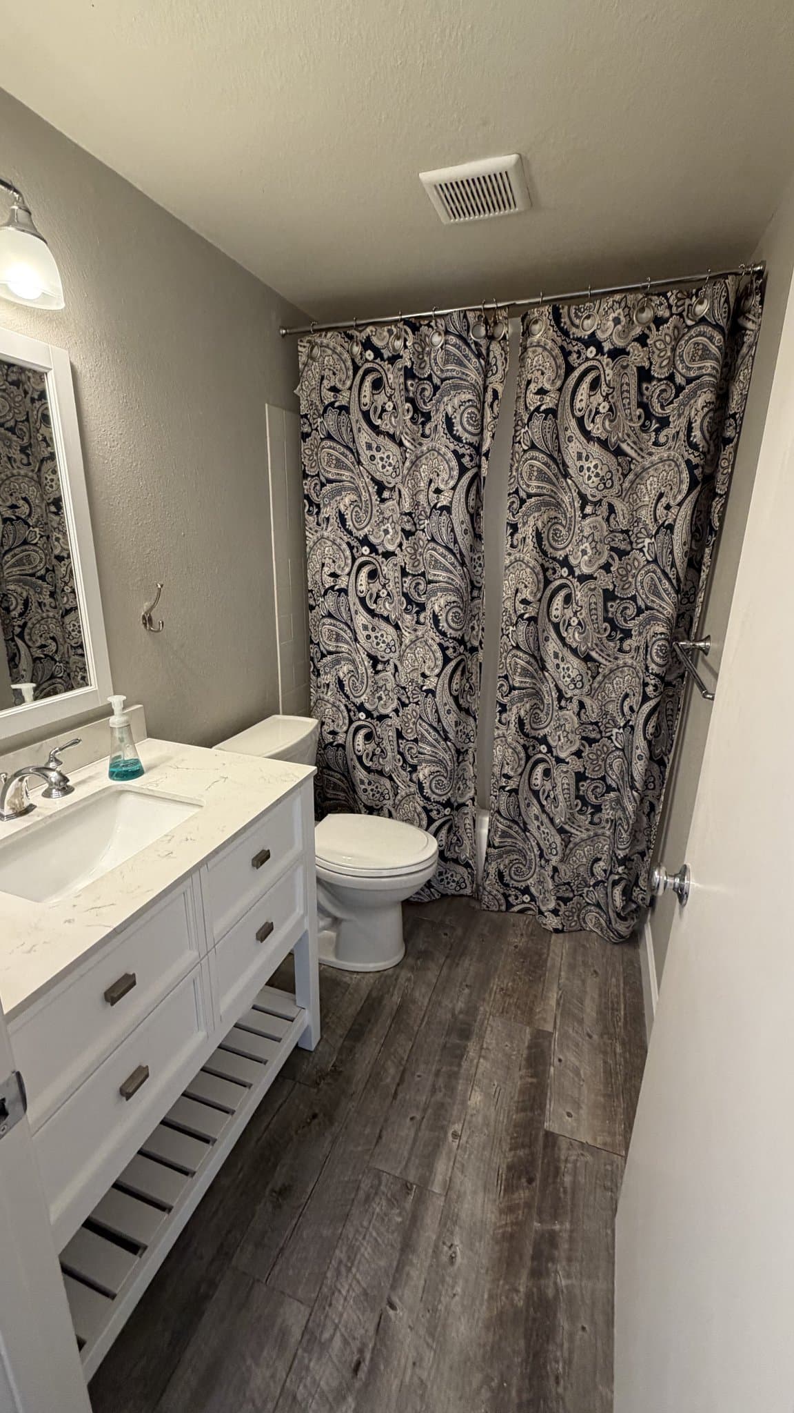 Carlsbad House: 3213 Calle Vallarta