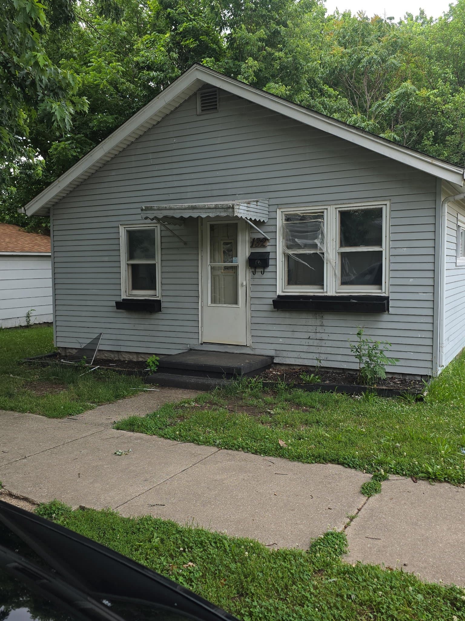 Decatur House: 132 N 23rd Pl