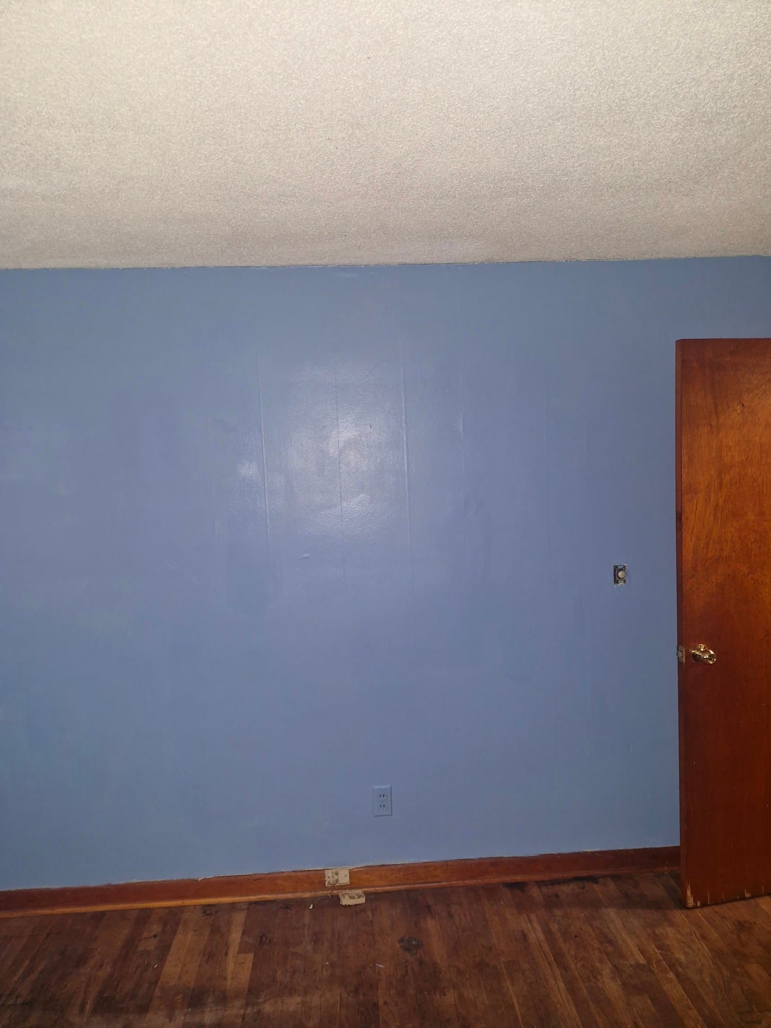 Springfield Single Room: 218 Navajo Rd