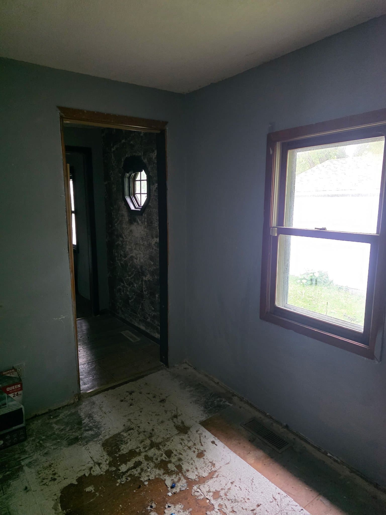 Decatur House: 132 N 23rd Pl