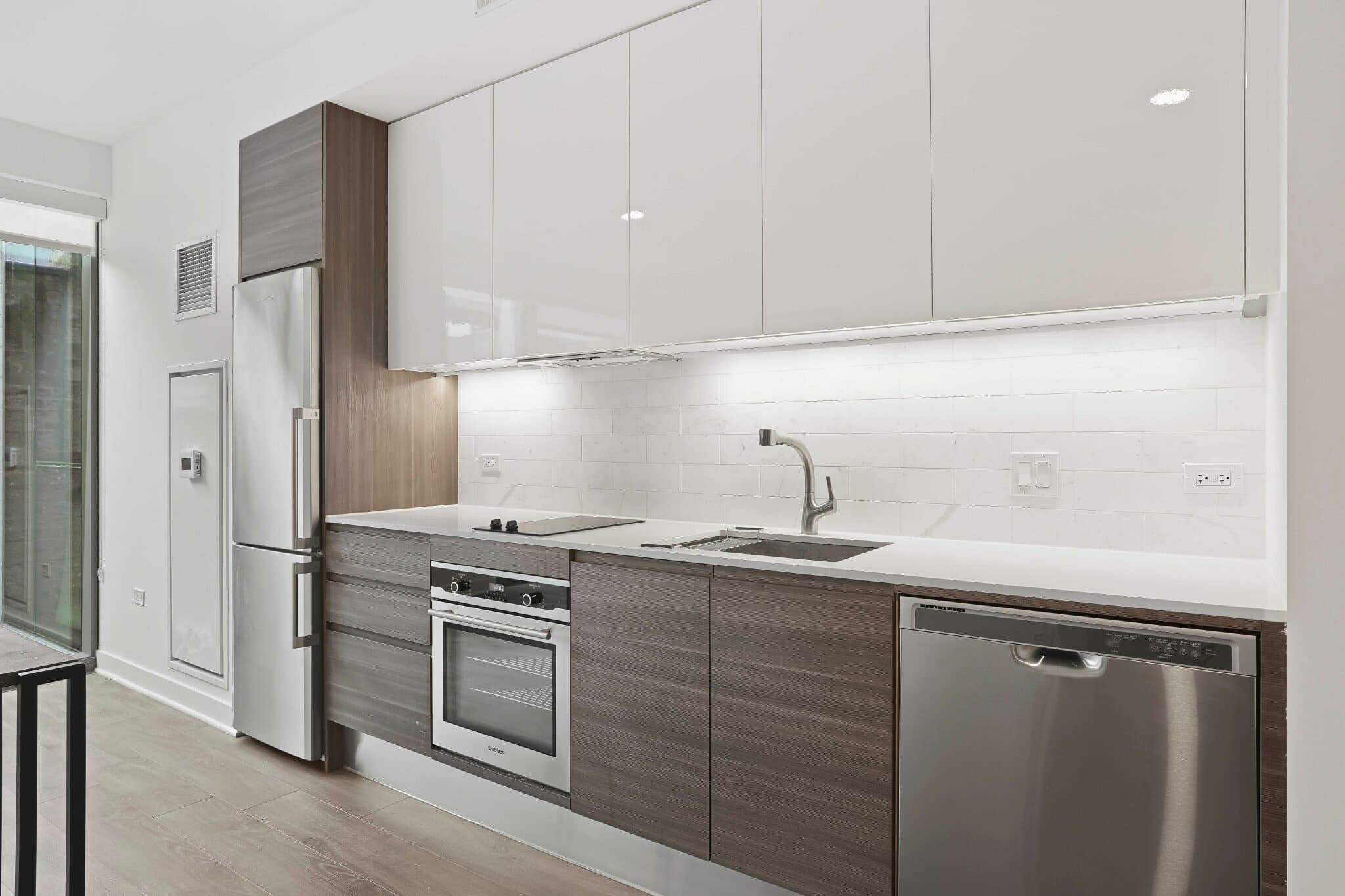 Chicago Apartment: 234 W Hubbard St