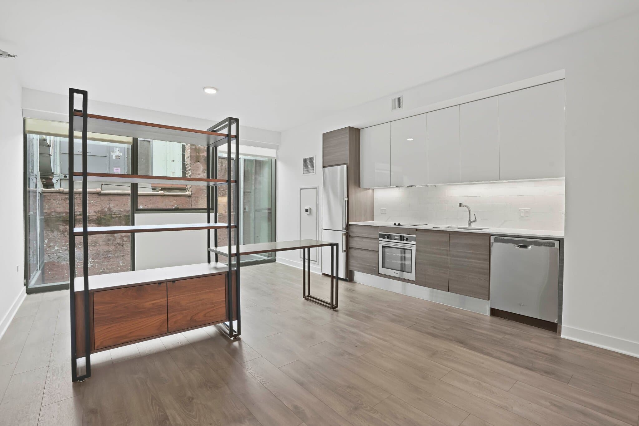 Chicago Apartment: 234 W Hubbard St