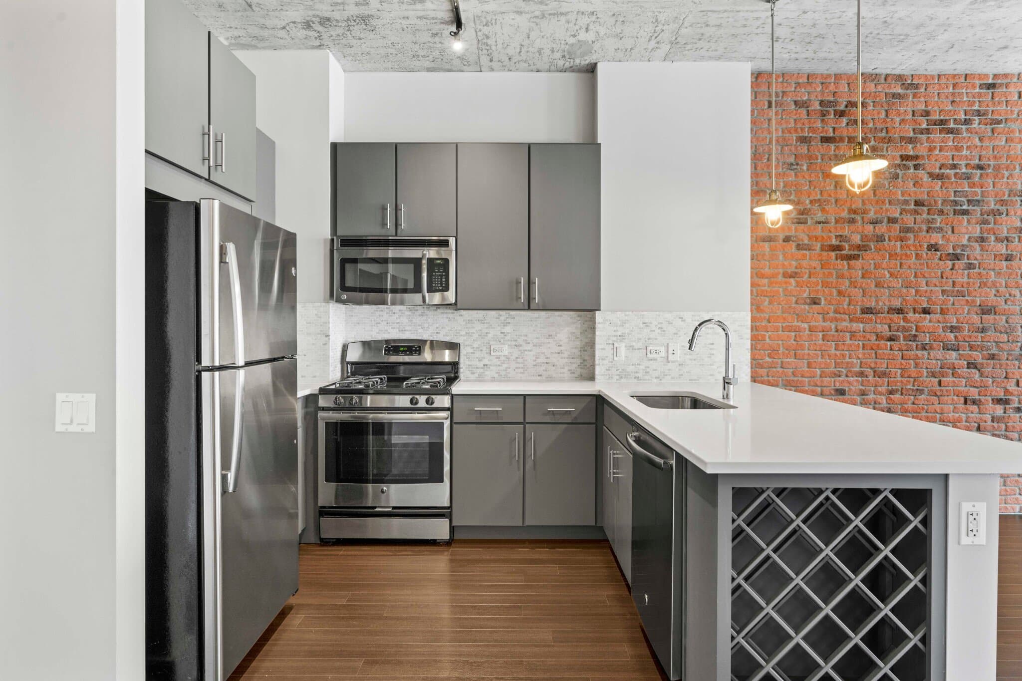 Chicago Apartment: 867 S Clark