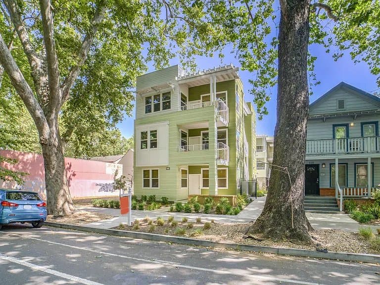 Sacramento Apartment: 519 T St