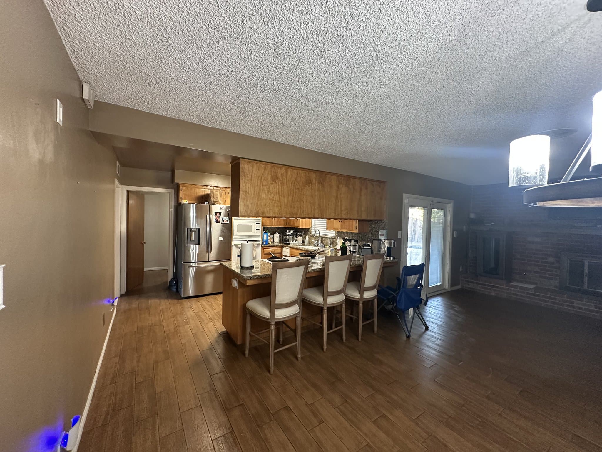 Bakersfield House: 200 Electra
