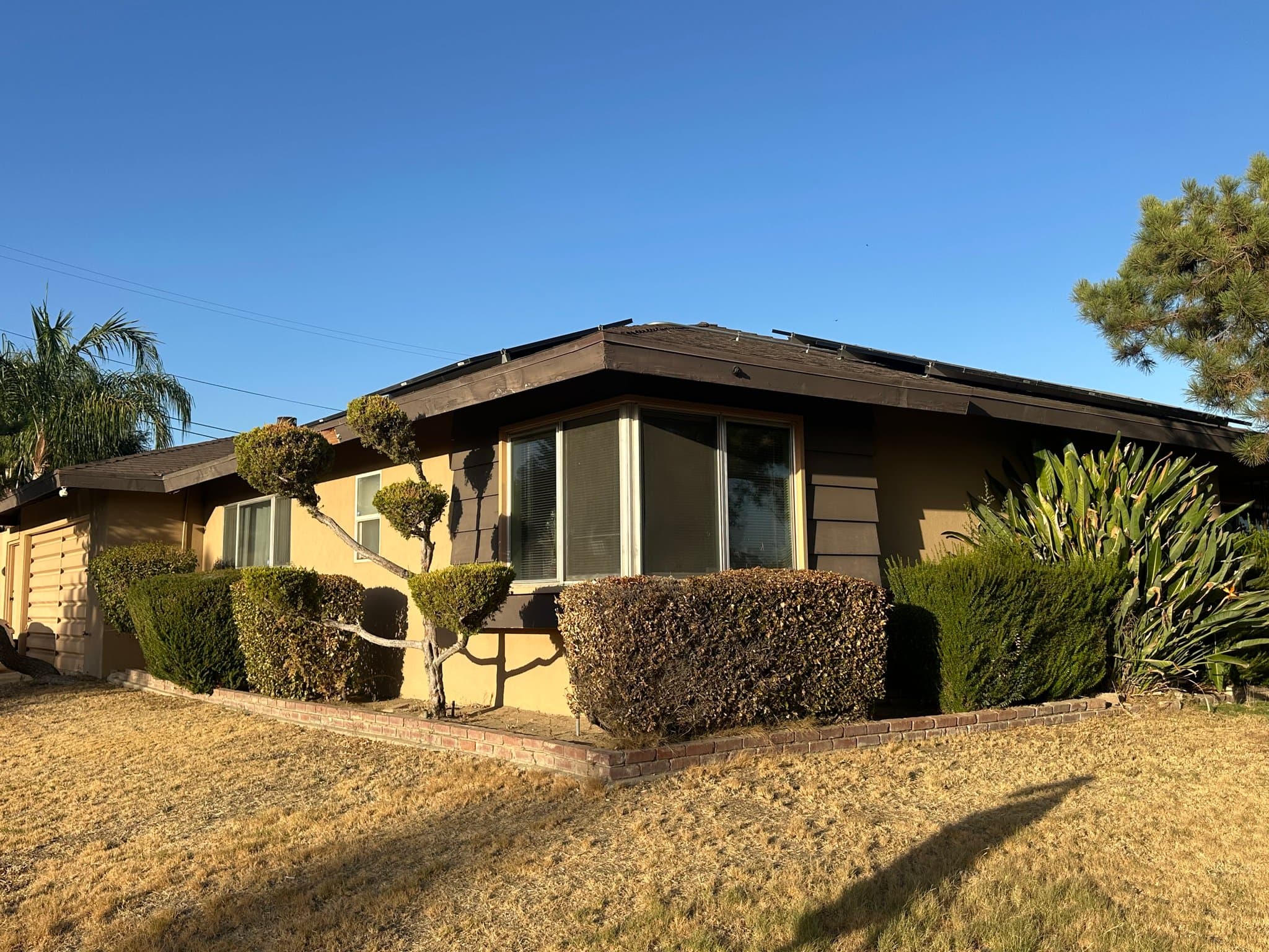 Bakersfield House: 200 Electra