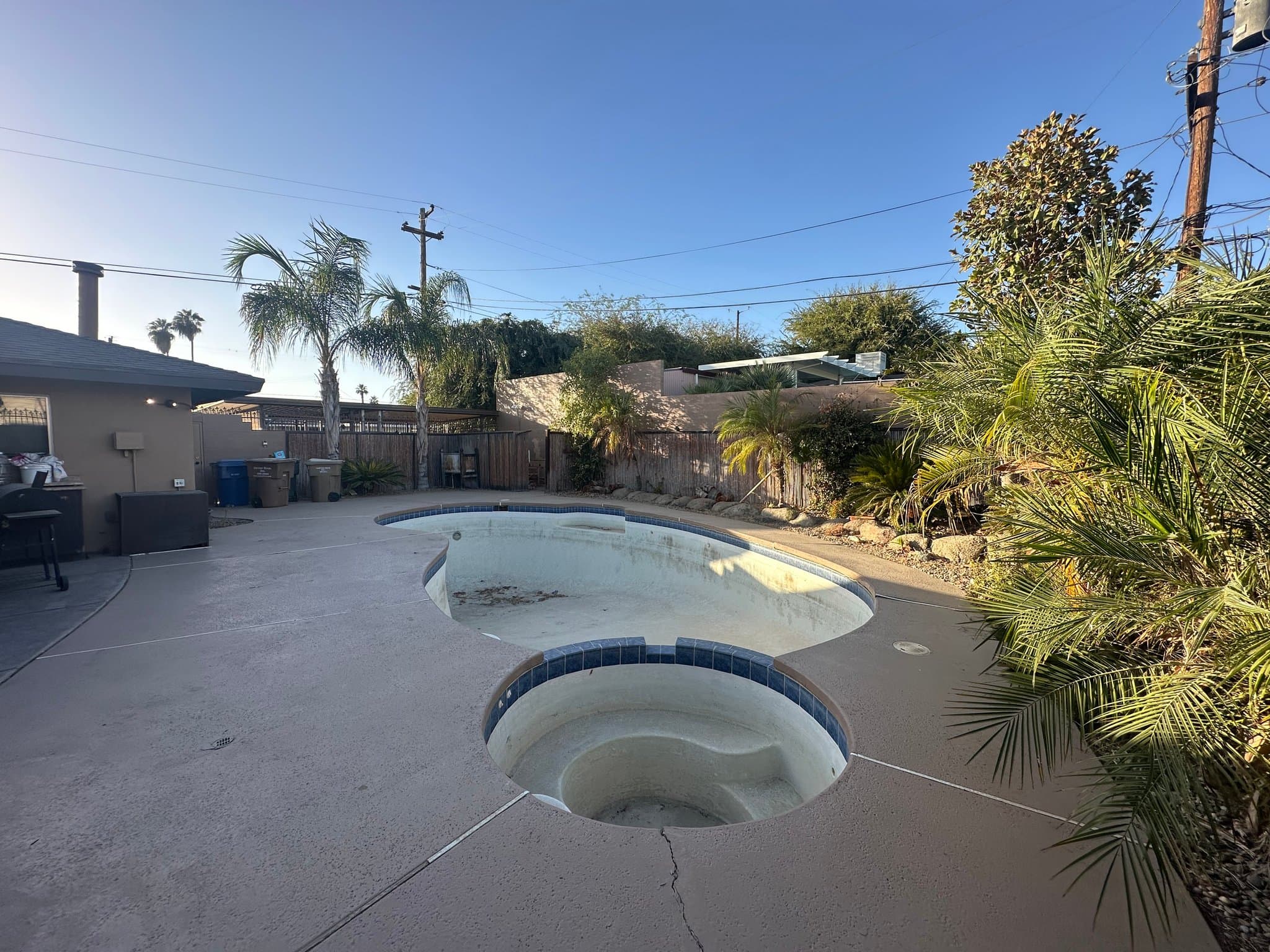 Bakersfield House: 200 Electra