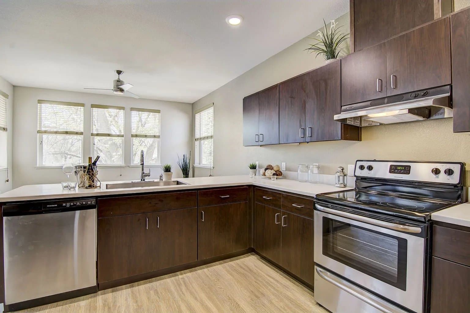 Sacramento Apartment: 519 T St