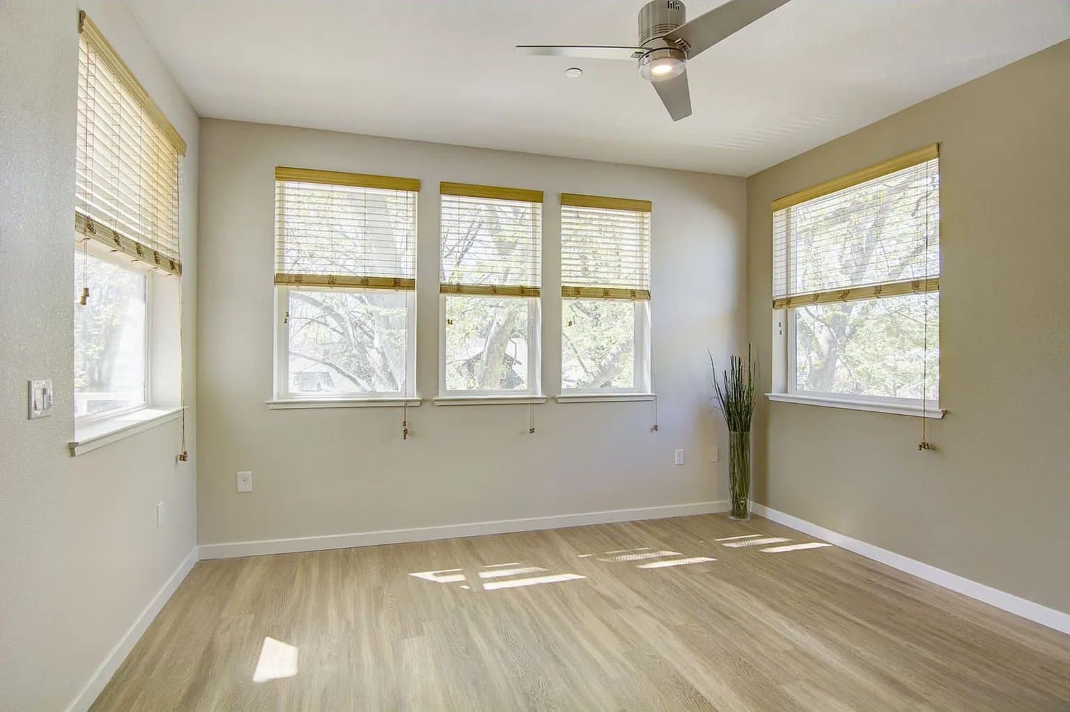 Sacramento Apartment: 519 T St