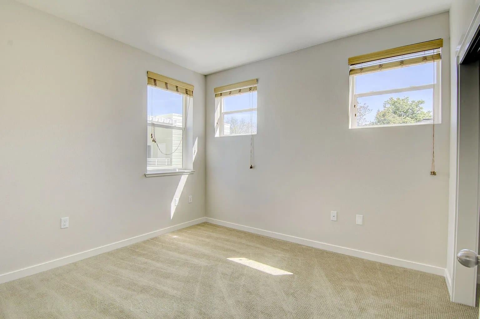 Sacramento Apartment: 519 T St