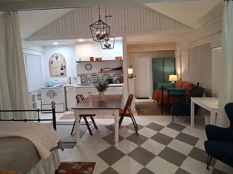 Pine Lake Condo: 483 Spruce Dr