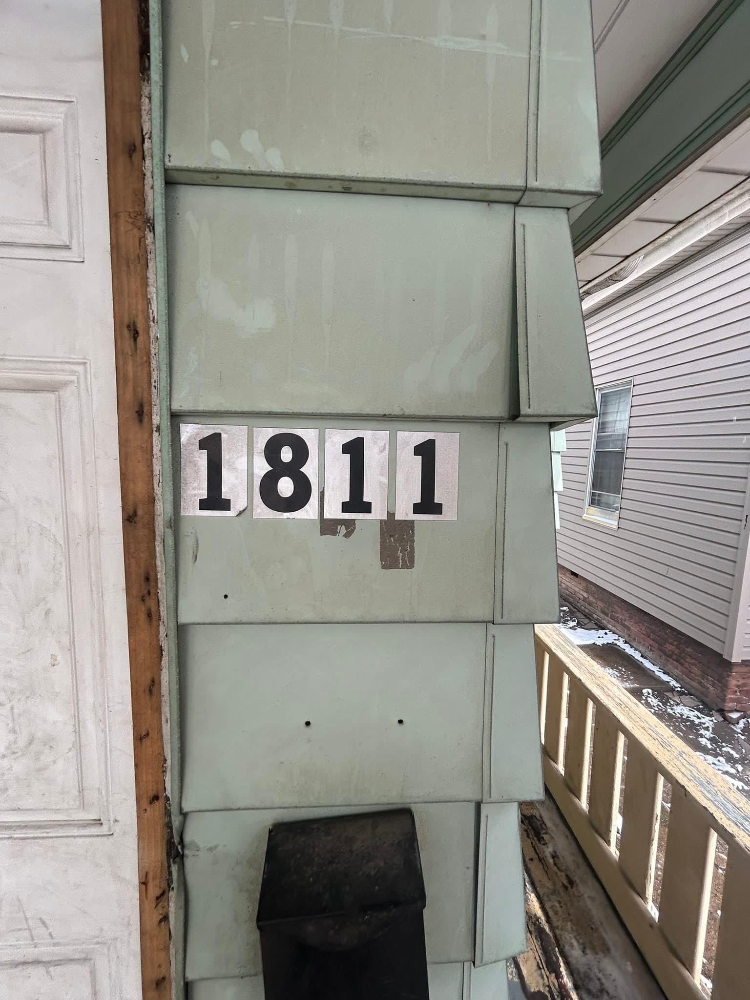Peoria House: 1811 W Millman St