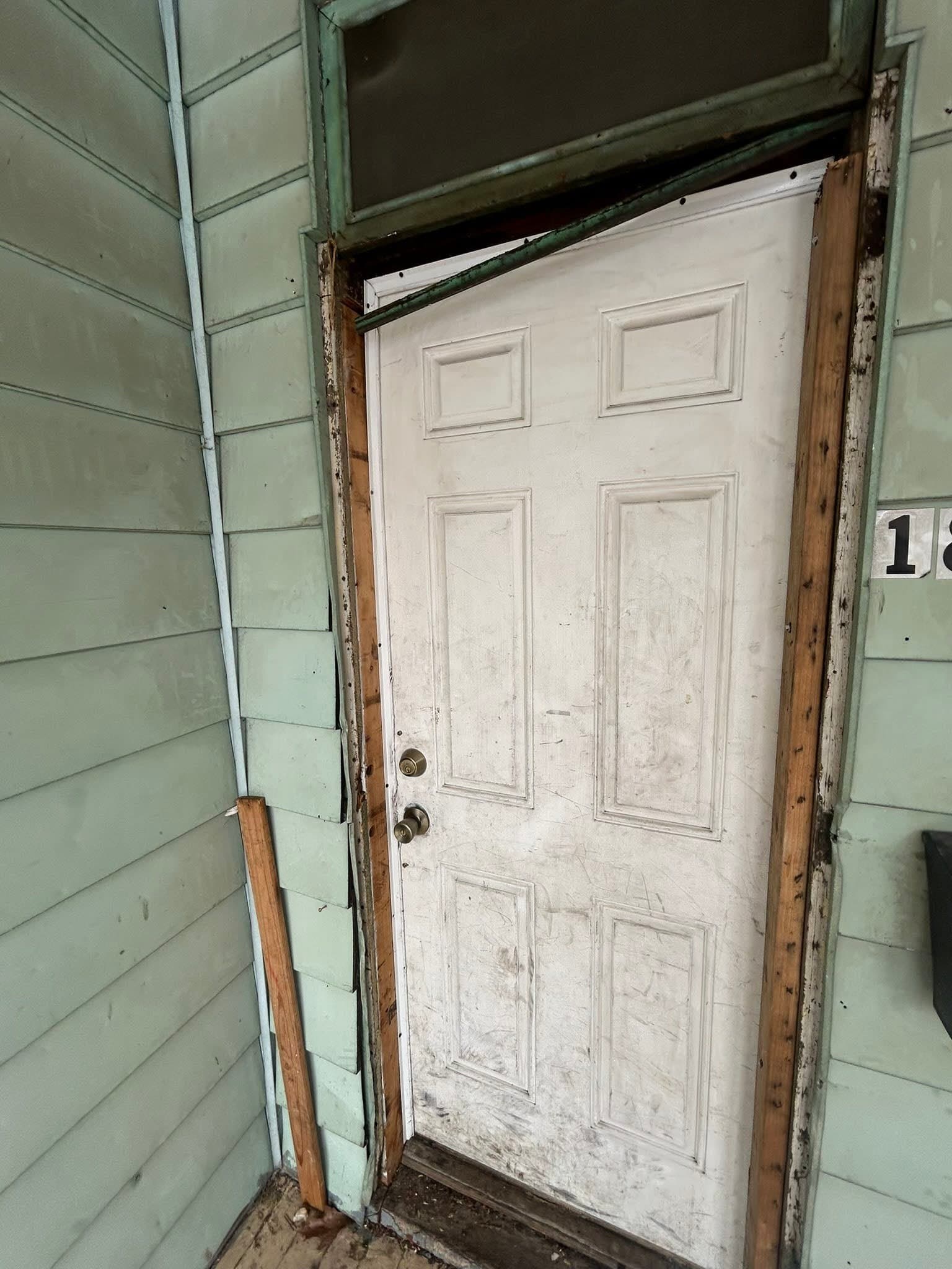 Peoria House: 1811 W Millman St