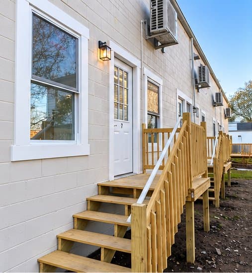 Duryea Apartment: 268 Main St