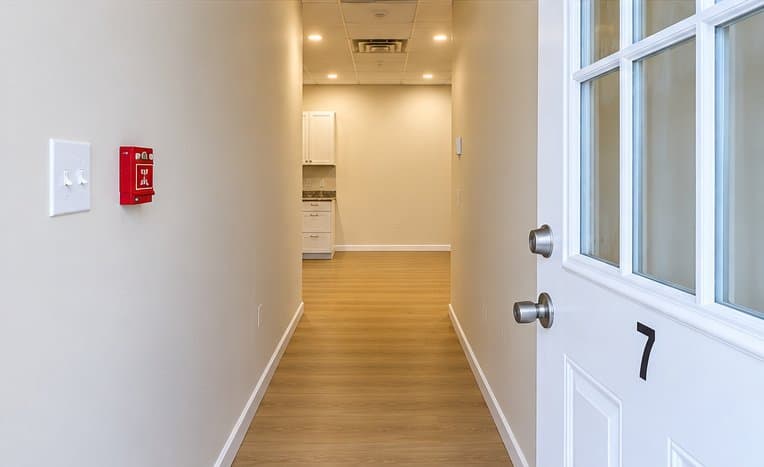 Duryea Apartment: 268 Main St