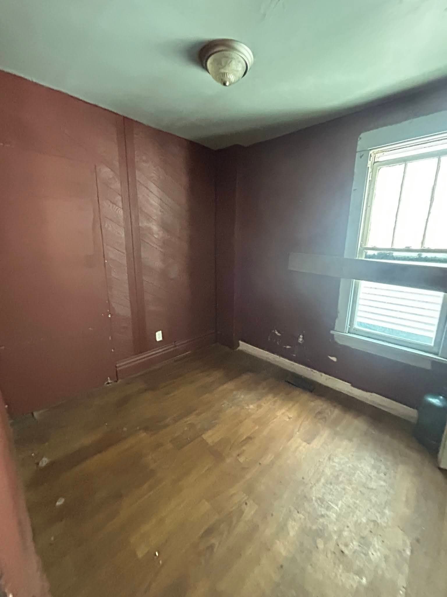Peoria House: 1811 W Millman St